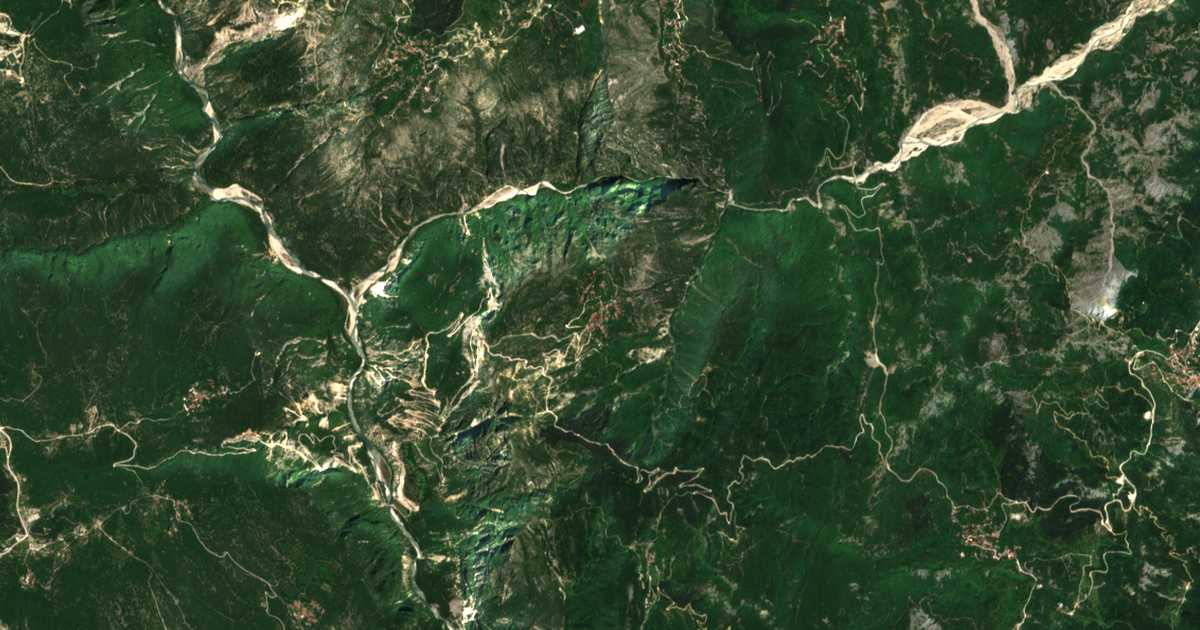 Satelitska karta: Ampelochórion