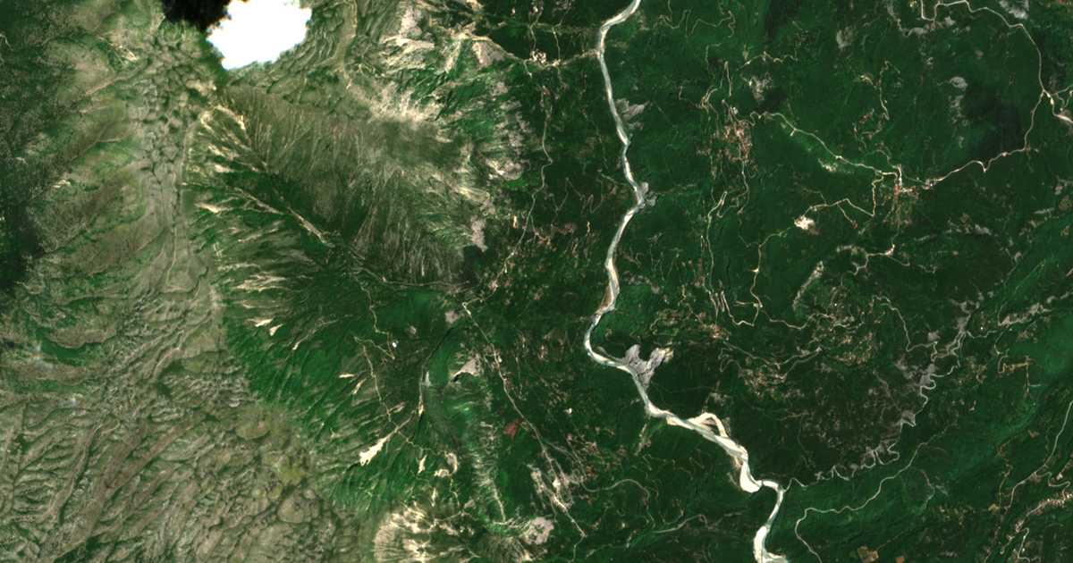 Satelitska karta: Platanoússa