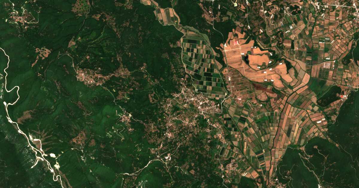 Satelitska karta: Bolaíika