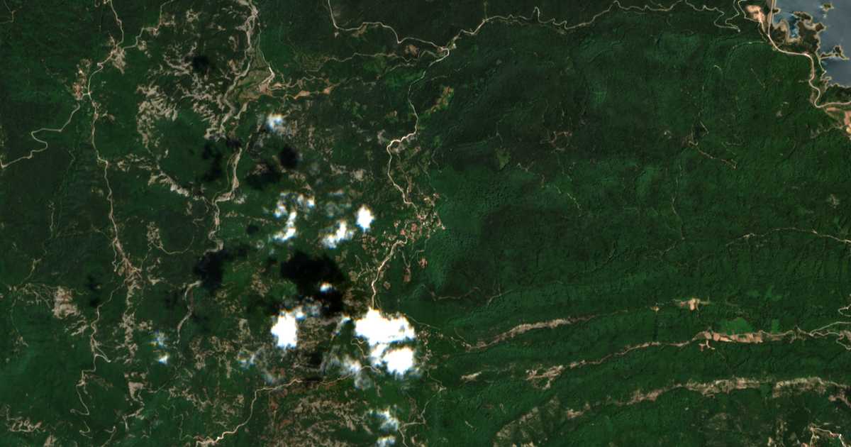 Satelitska karta: Grevenítion