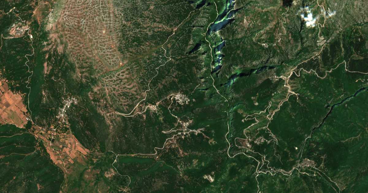 Satelitska karta: Monodéndrion