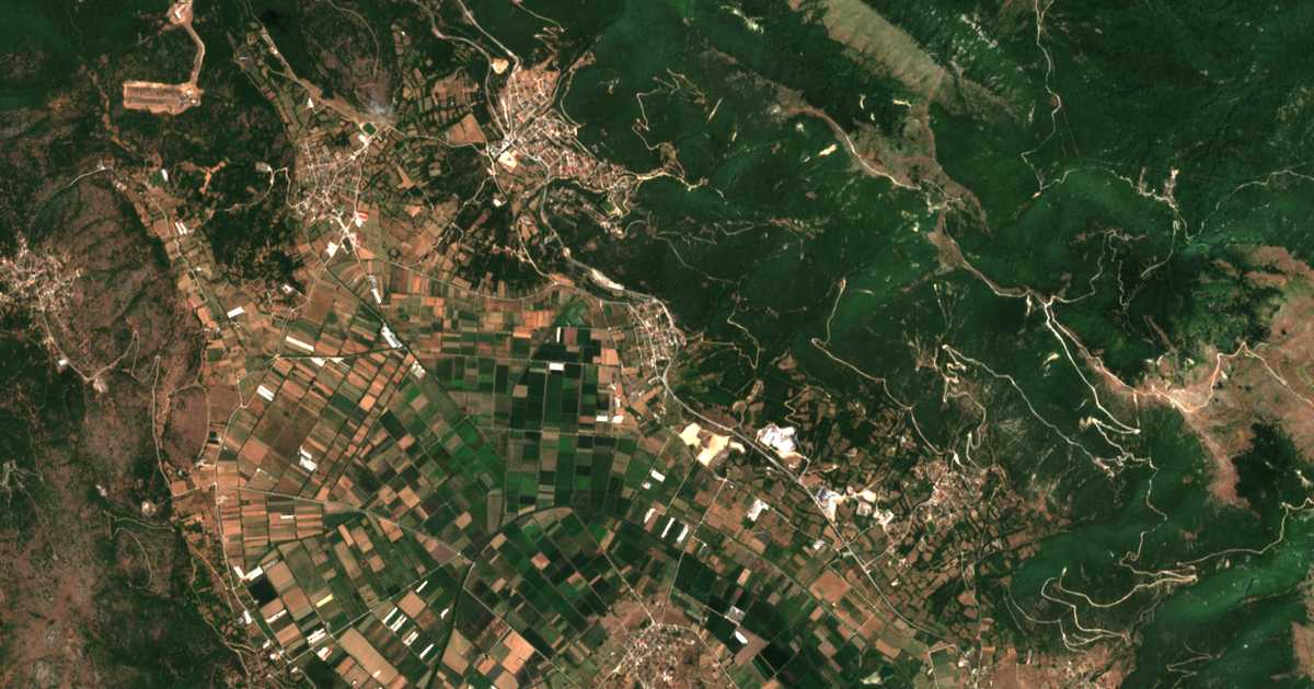 Satelitska karta: Asfáka