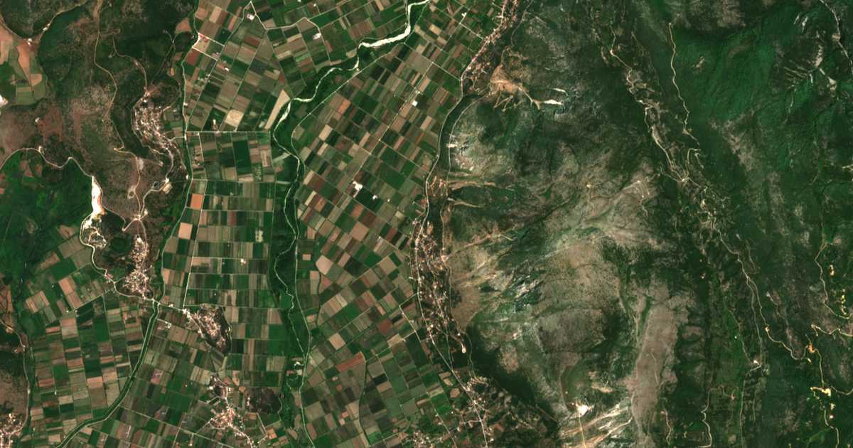 Satelitska karta: Kleisoúra