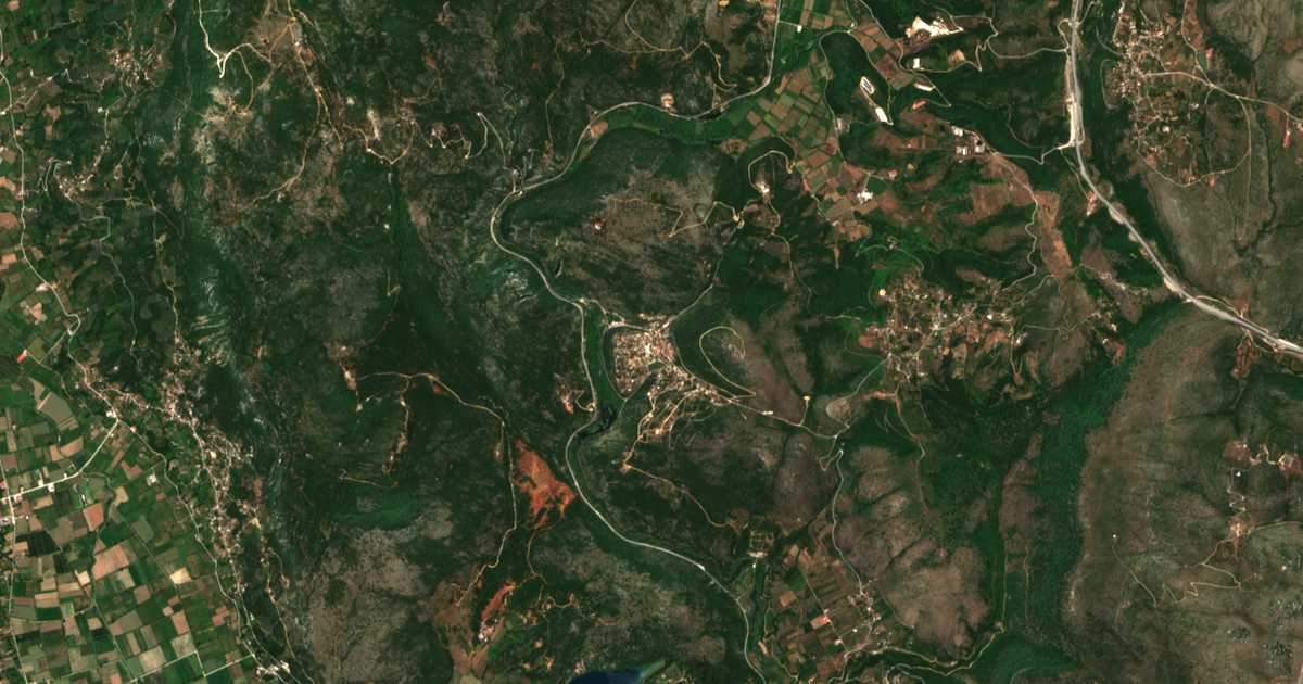 Satelitska karta: Ágios Geórgios