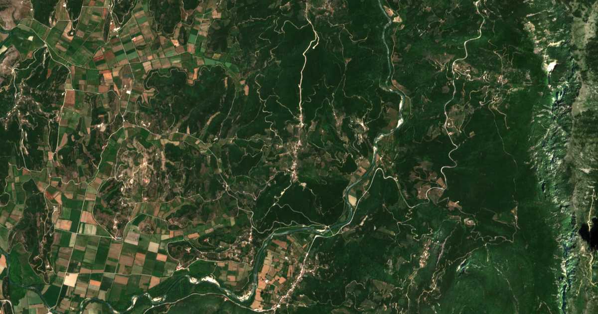 Satelitska karta: Palaiochórion