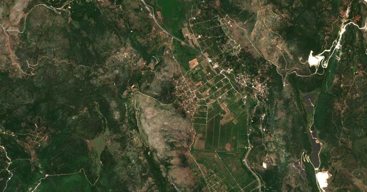 Satelitska karta: Katavóthra