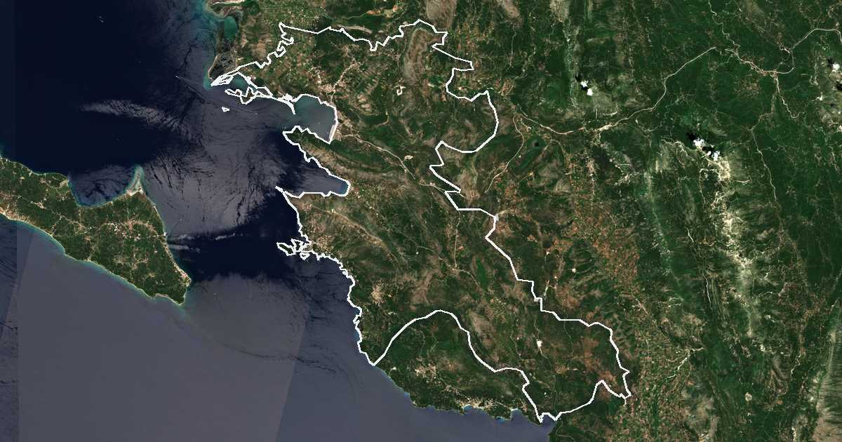 Satelitska snimka s ucrtanom granicom: Dímos Igoumenítsas