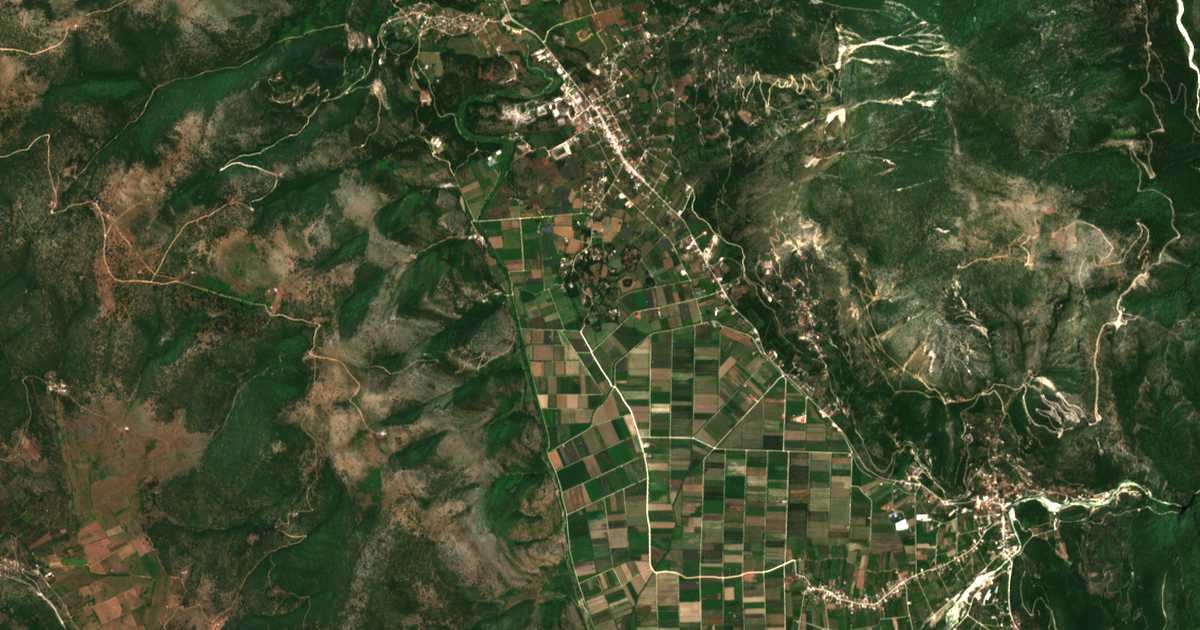Satelitska karta: Mandrótopos