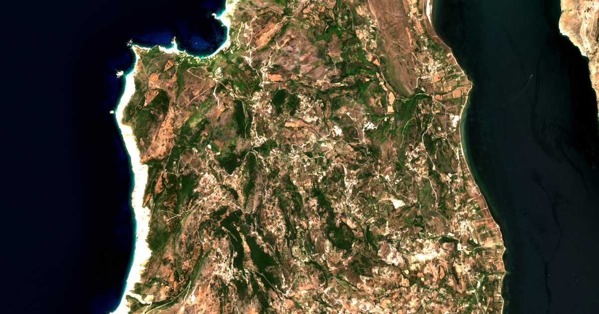 Satelitska karta: Skinéas