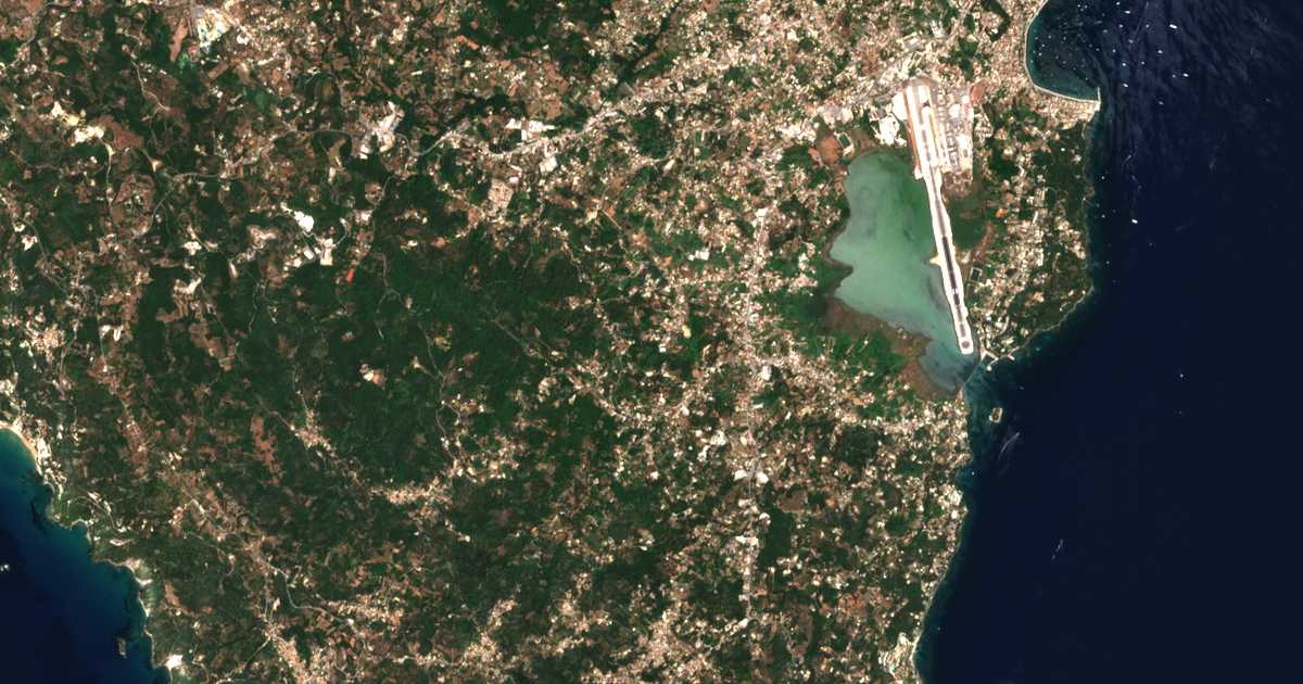 Satelitska karta: Kastanéa