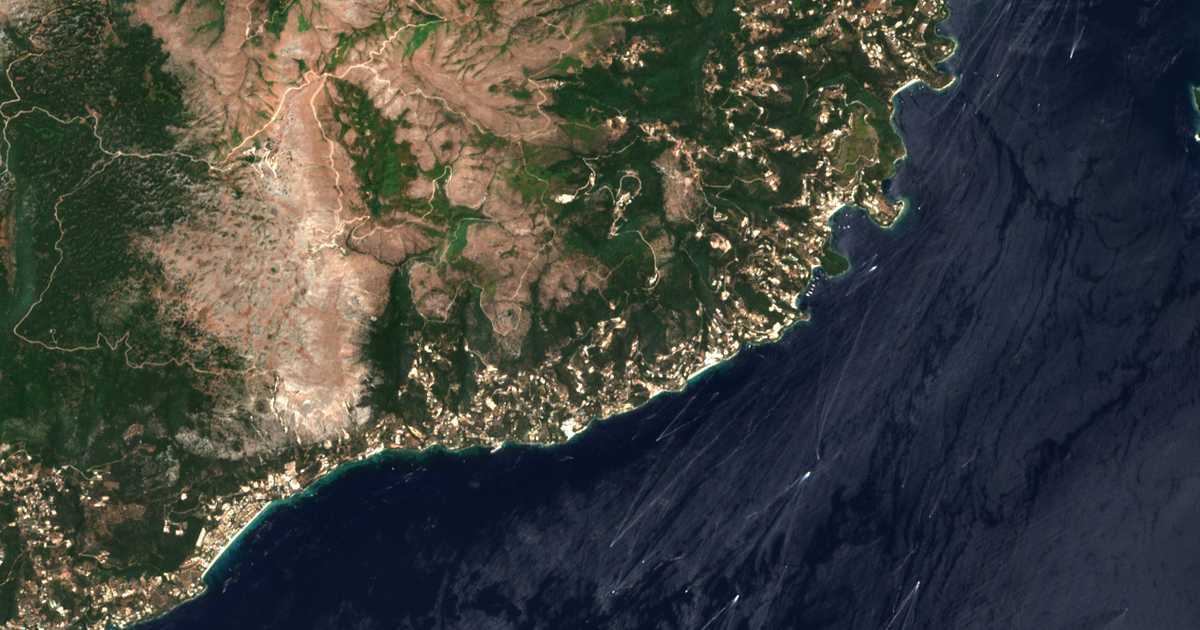 Satelitska karta: Katávolos