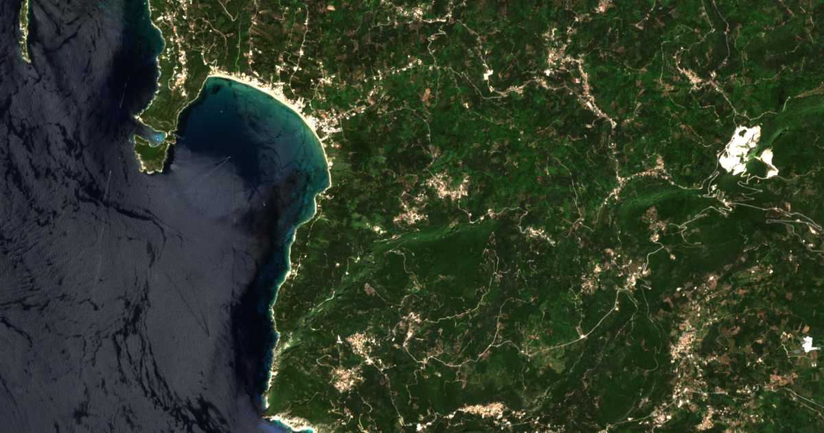 Satelitska karta: Prinýlas