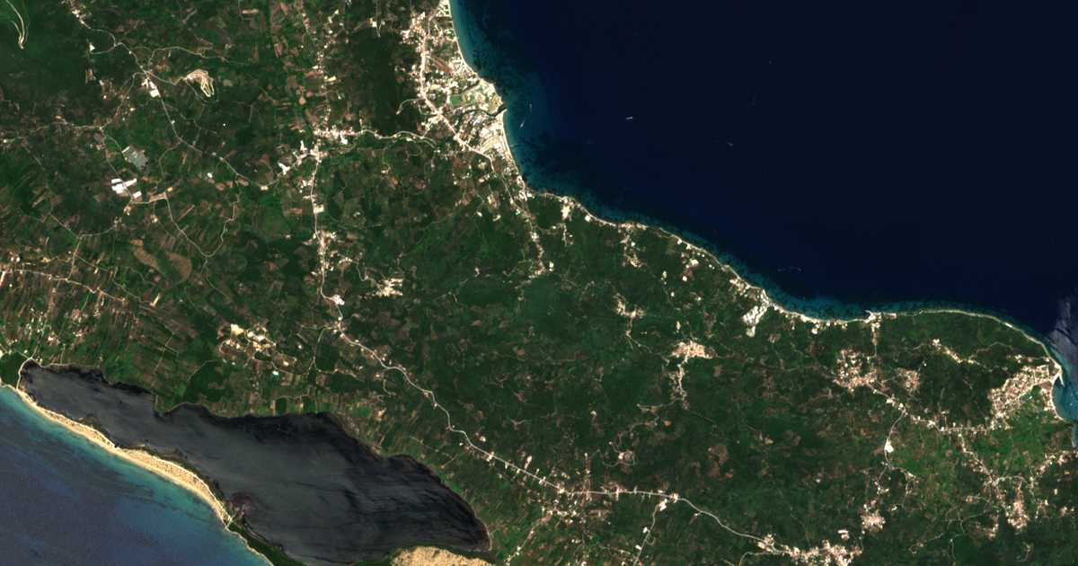 Satelitska karta: Káto Spílaion