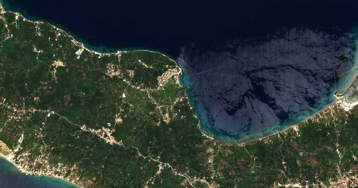 Satelitska karta: Nótos