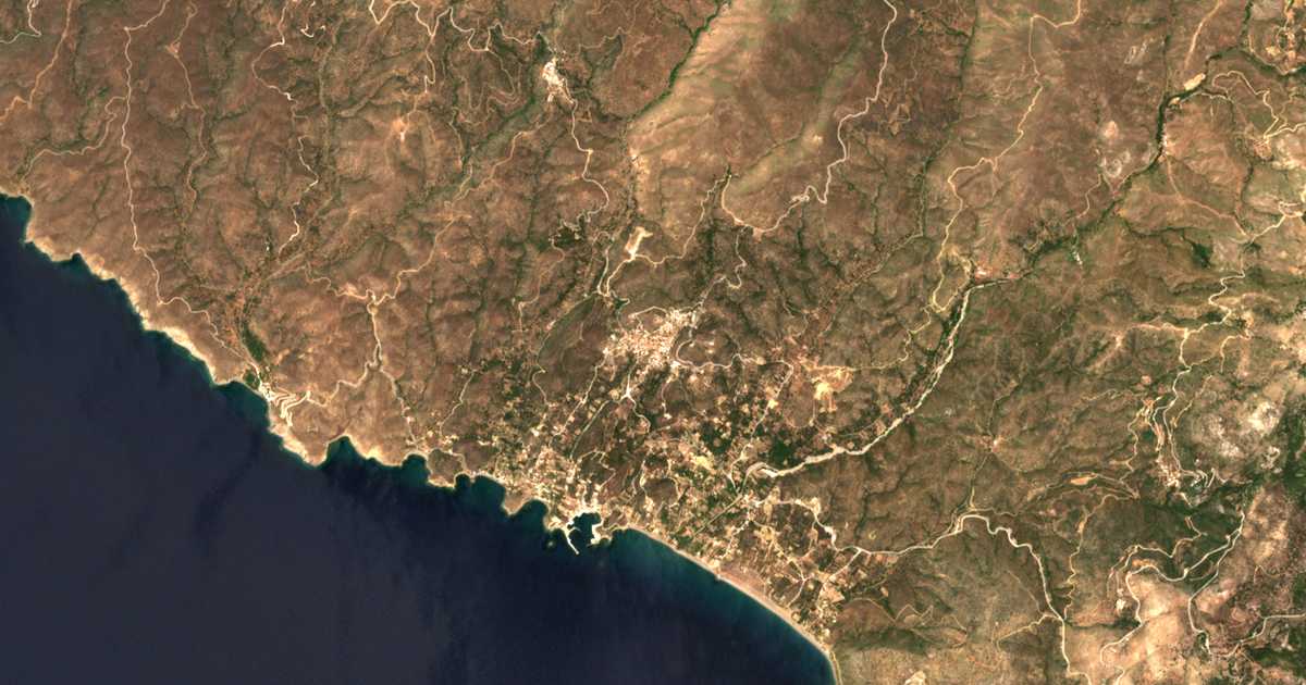 Satelitska karta: Volissós