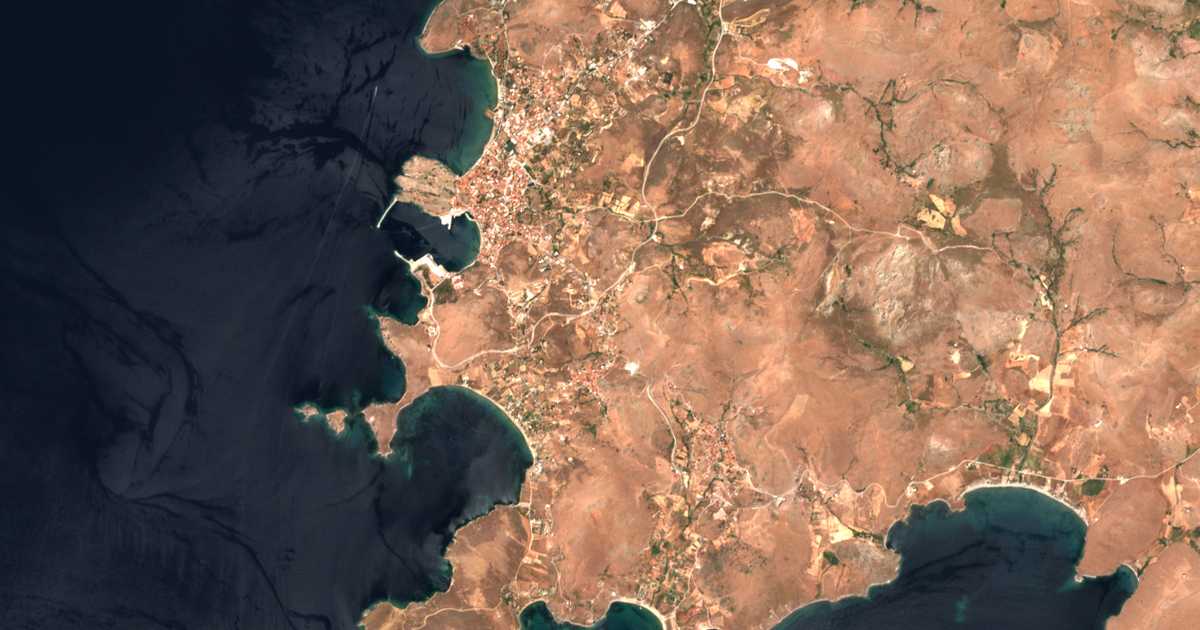 Satelitska karta: Ágioi Anárgyroi