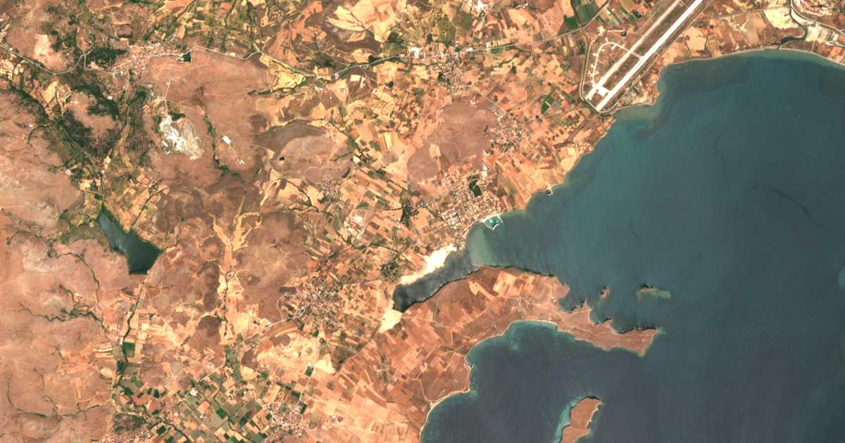 Satelitska karta: Néo Pedinó