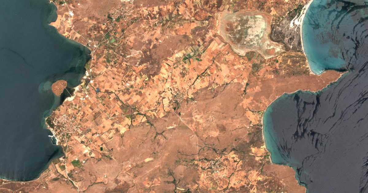 Satelitska karta: Roussopoúlion