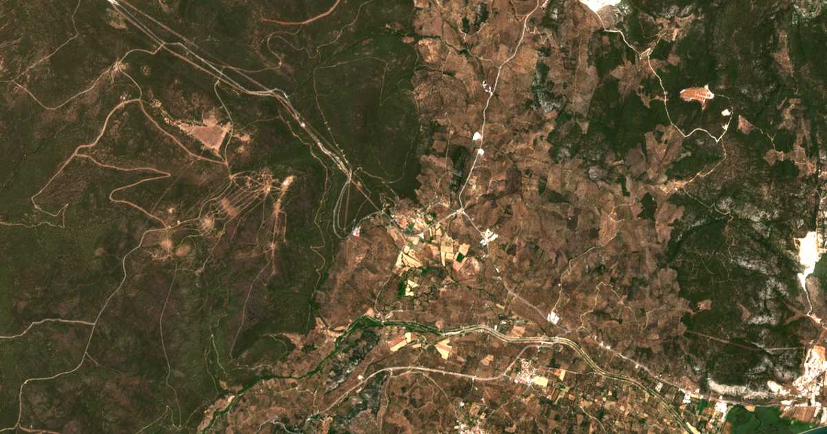 Satelitska karta: Lámpou Mýloi