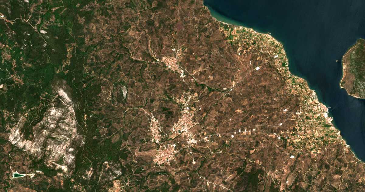 Satelitska karta: Plakádos