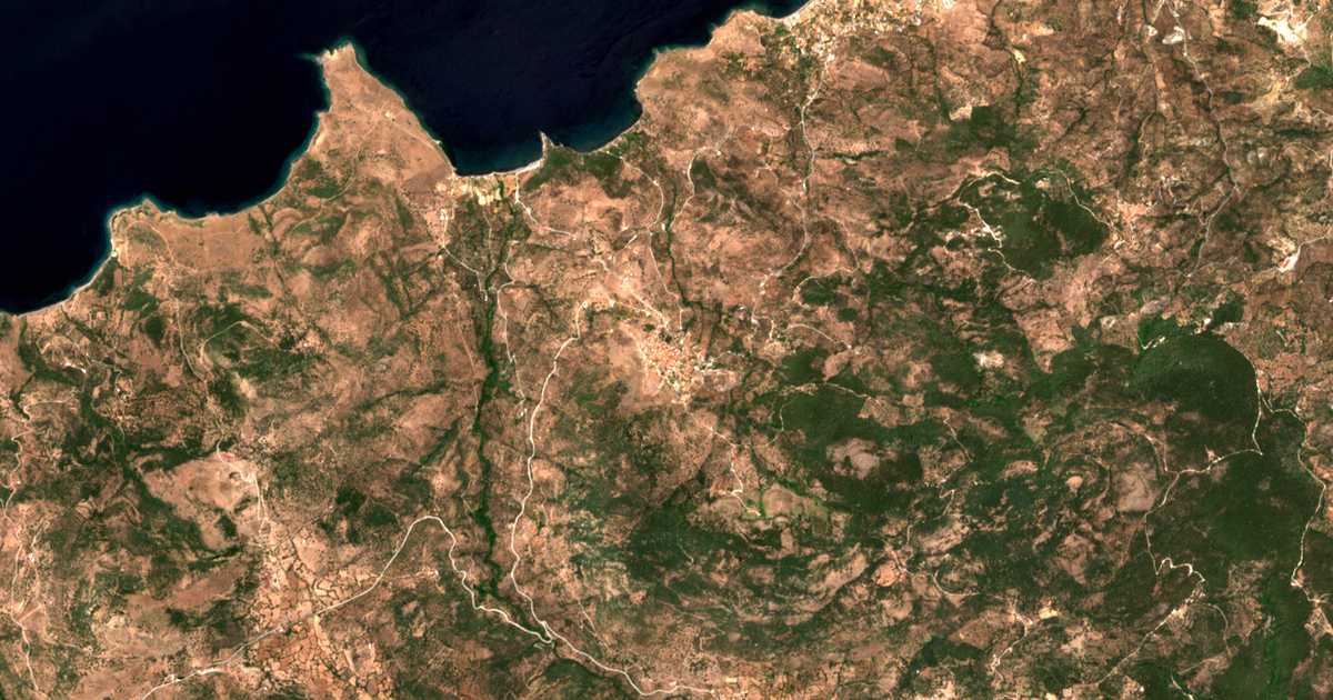 Satelitska karta: Skoutáros