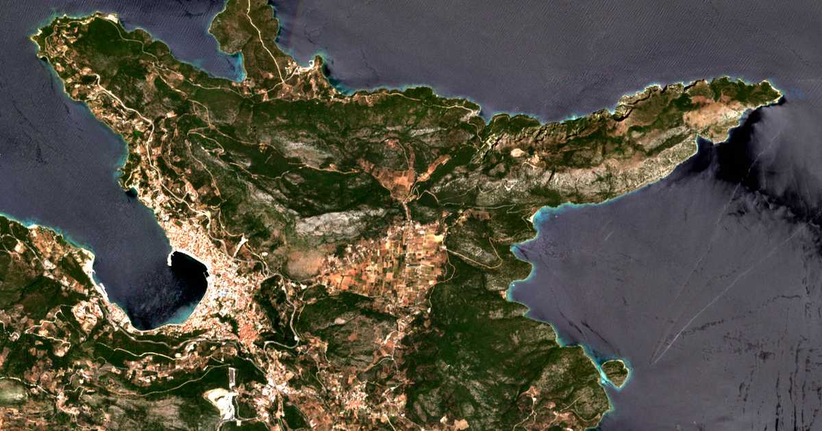 Satelitska karta: Kamára