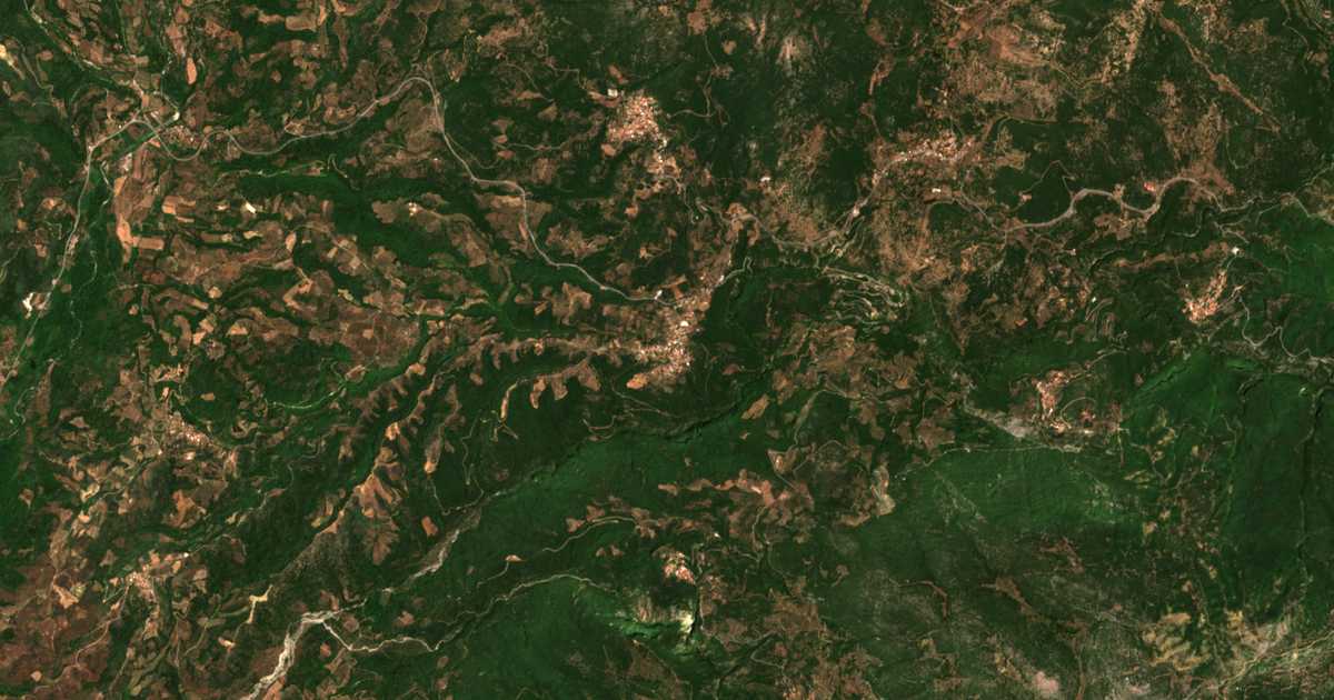 Satelitska karta: Kalliánion