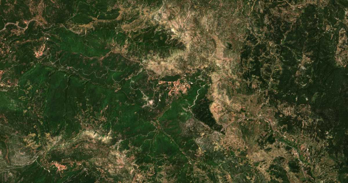 Satelitska karta: Lagkádia