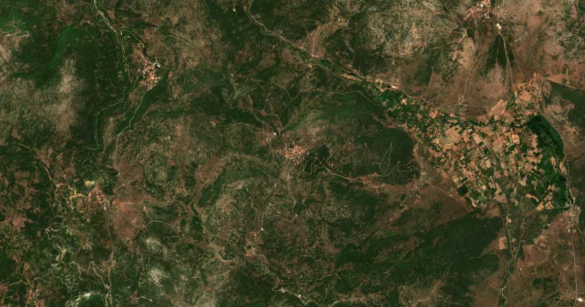 Satelitska karta: Prásinon