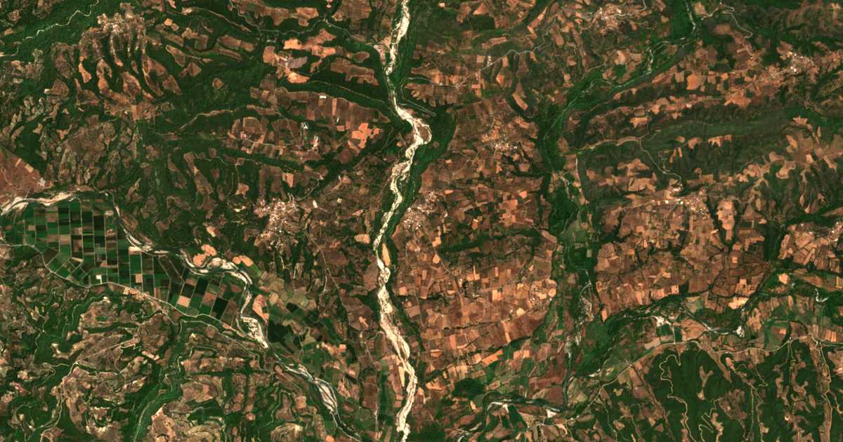 Satelitska karta: Tripotamiá