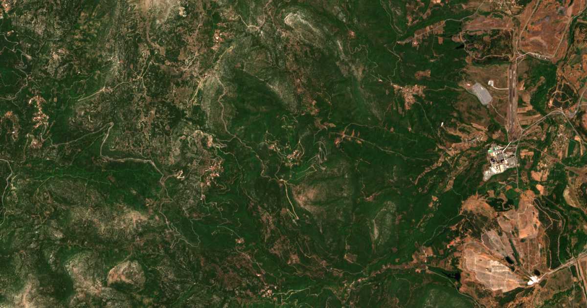Satelitska karta: Kastanochórion