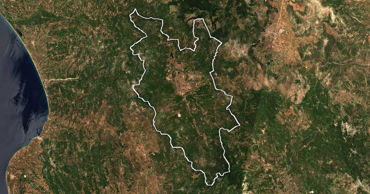 Satelitska snimka s ucrtanom granicom: Dímos Megalópolis