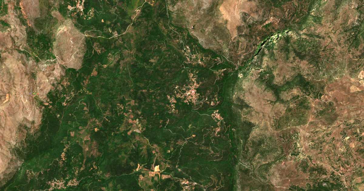 Satelitska karta: Kastríon