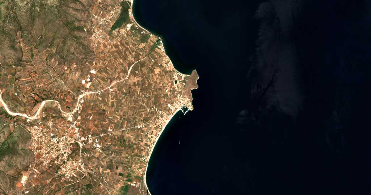 Satelitska karta: Parálion Ástros