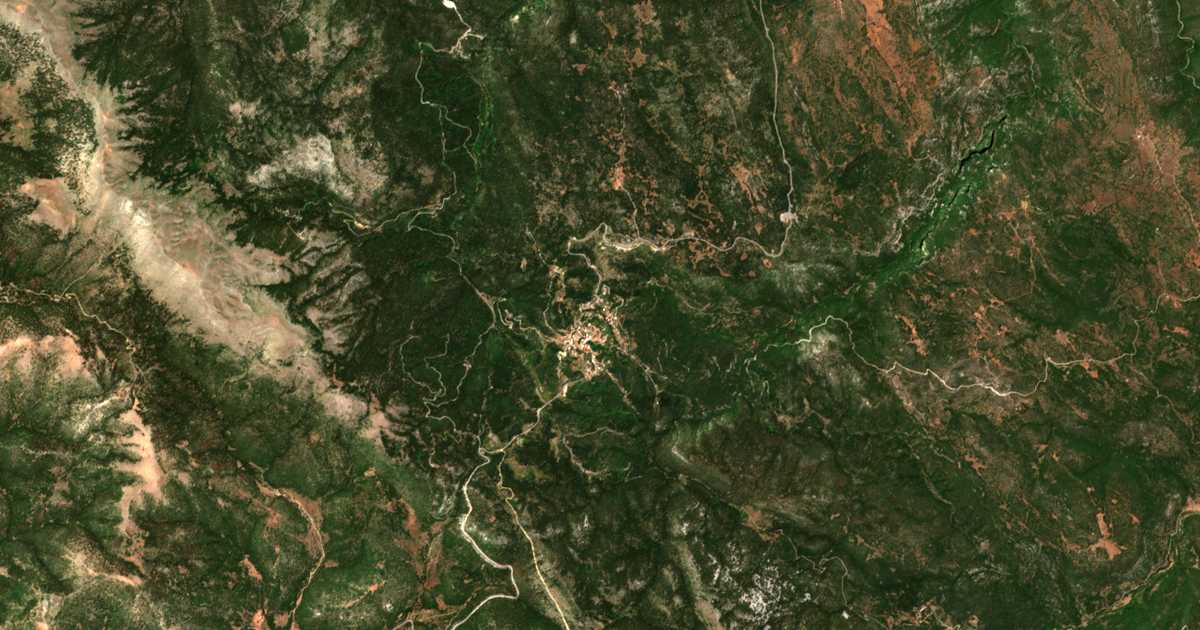 Satelitska karta: Kosmás