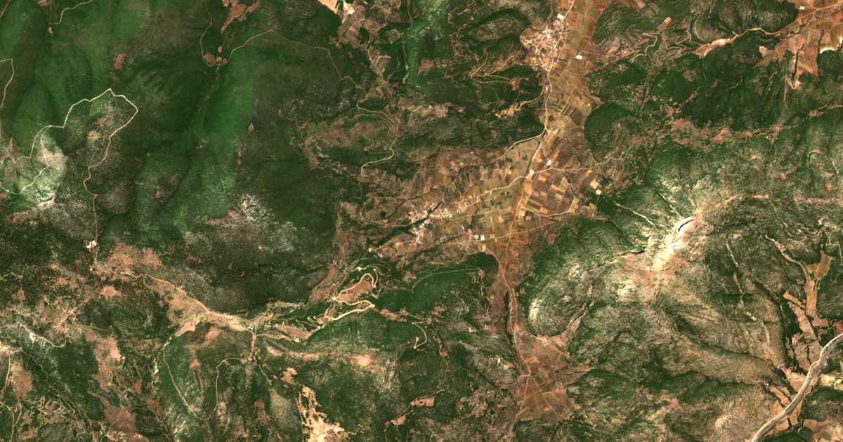 Satelitska karta: Gymnón