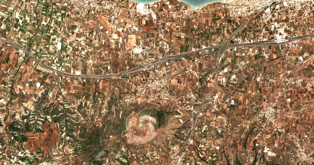 Satelitska karta: Archaía Kórinthos