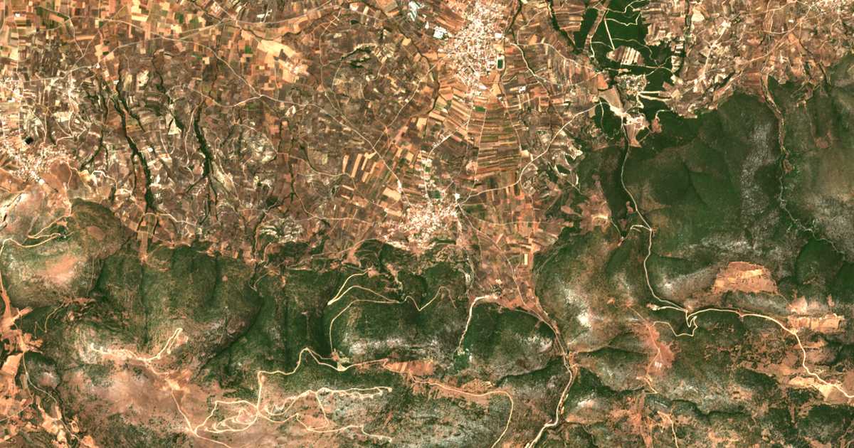 Satelitska karta: Klénia