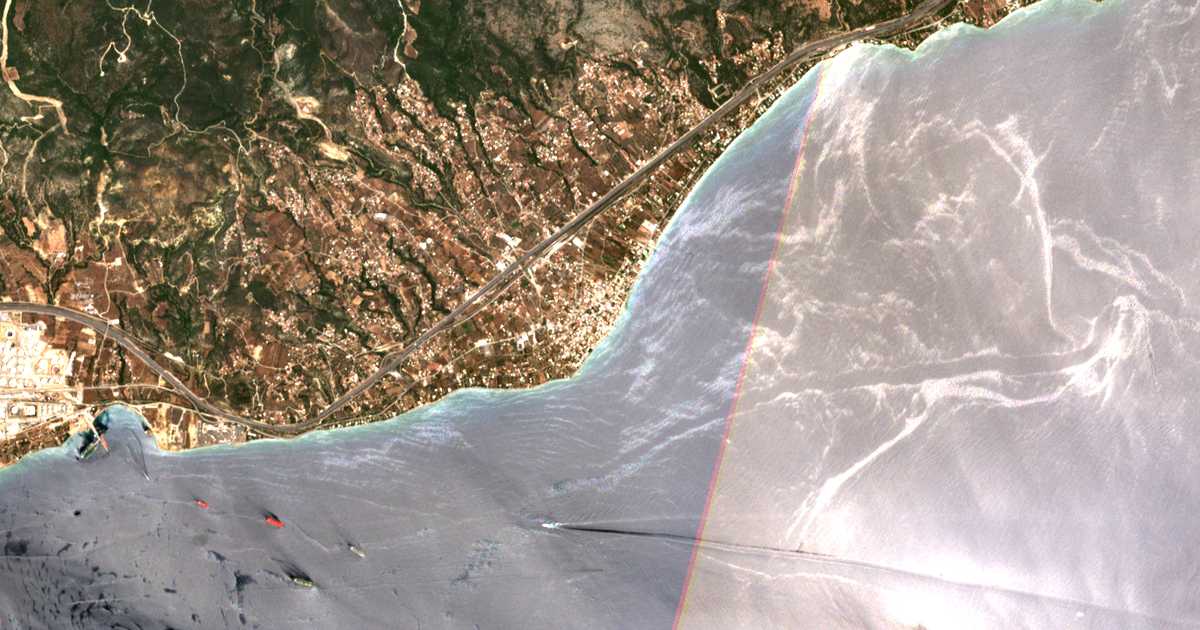 Satelitska karta: Ágioi Theódoroi