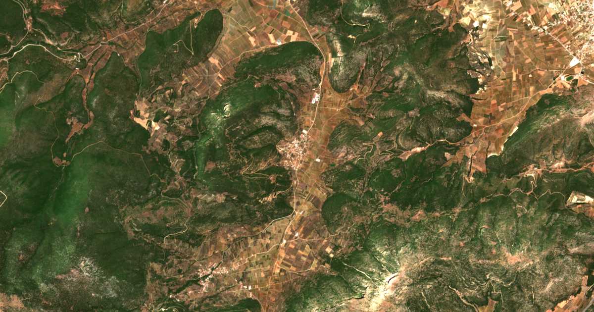 Satelitska karta: Leóntion