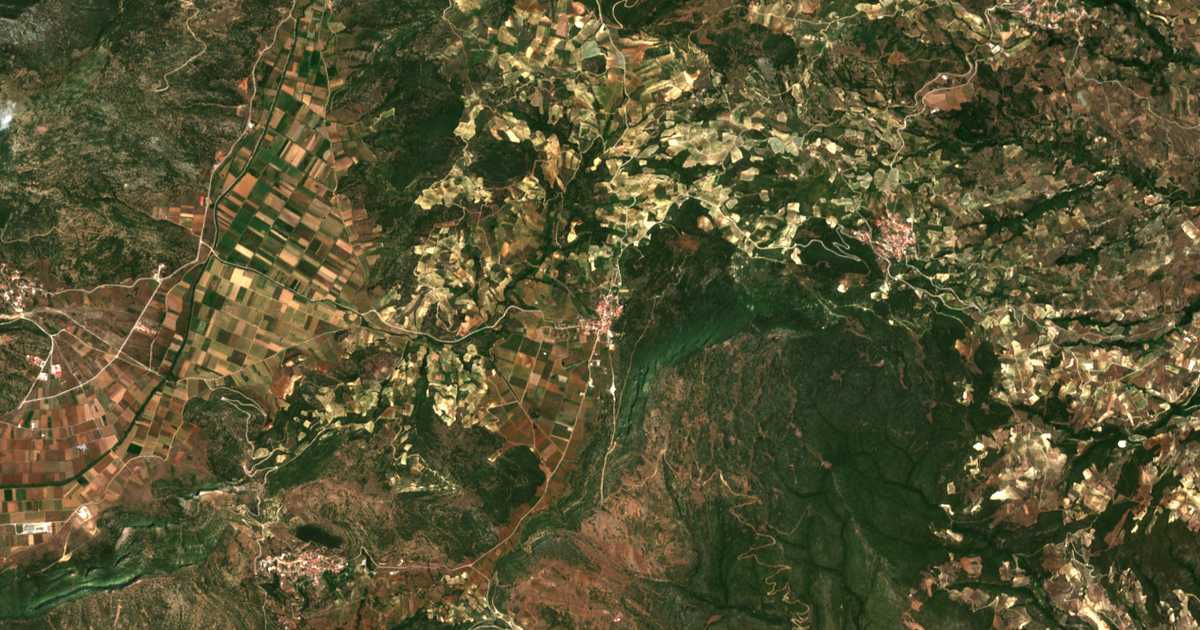 Satelitska karta: Asprókampos