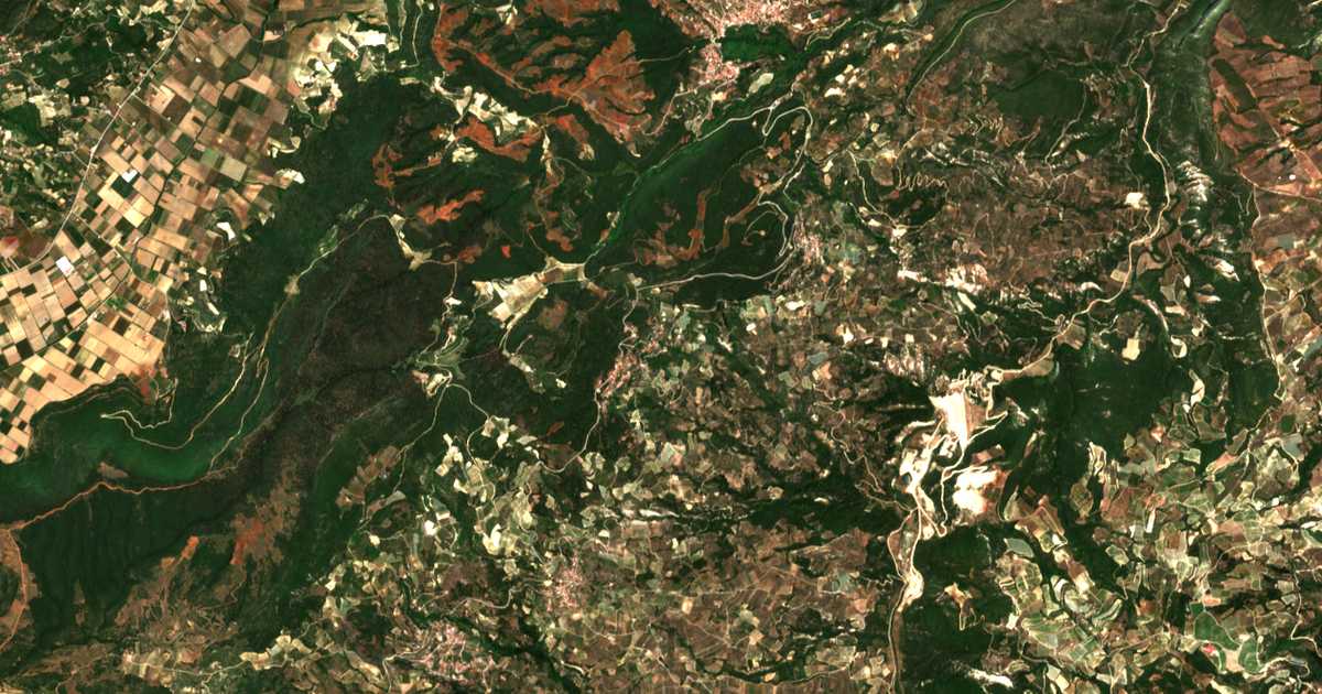 Satelitska karta: Gonoússa