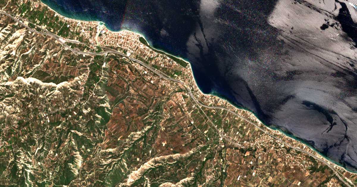 Satelitska karta: Geliniátika