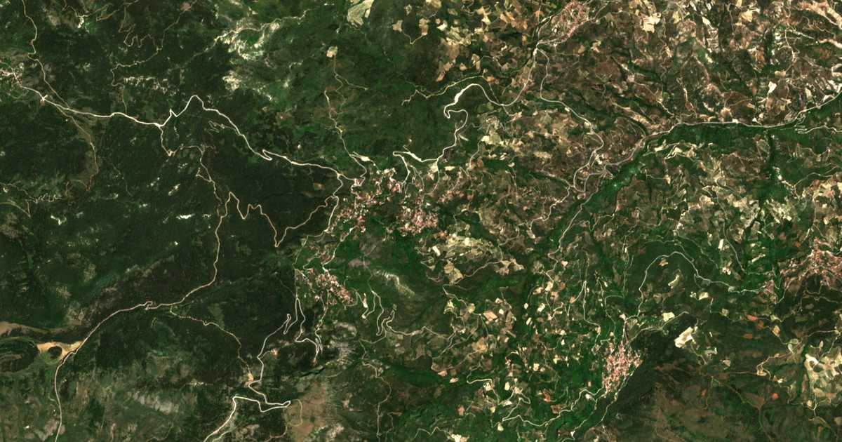 Satelitska karta: Káto Synoikía Trikálon