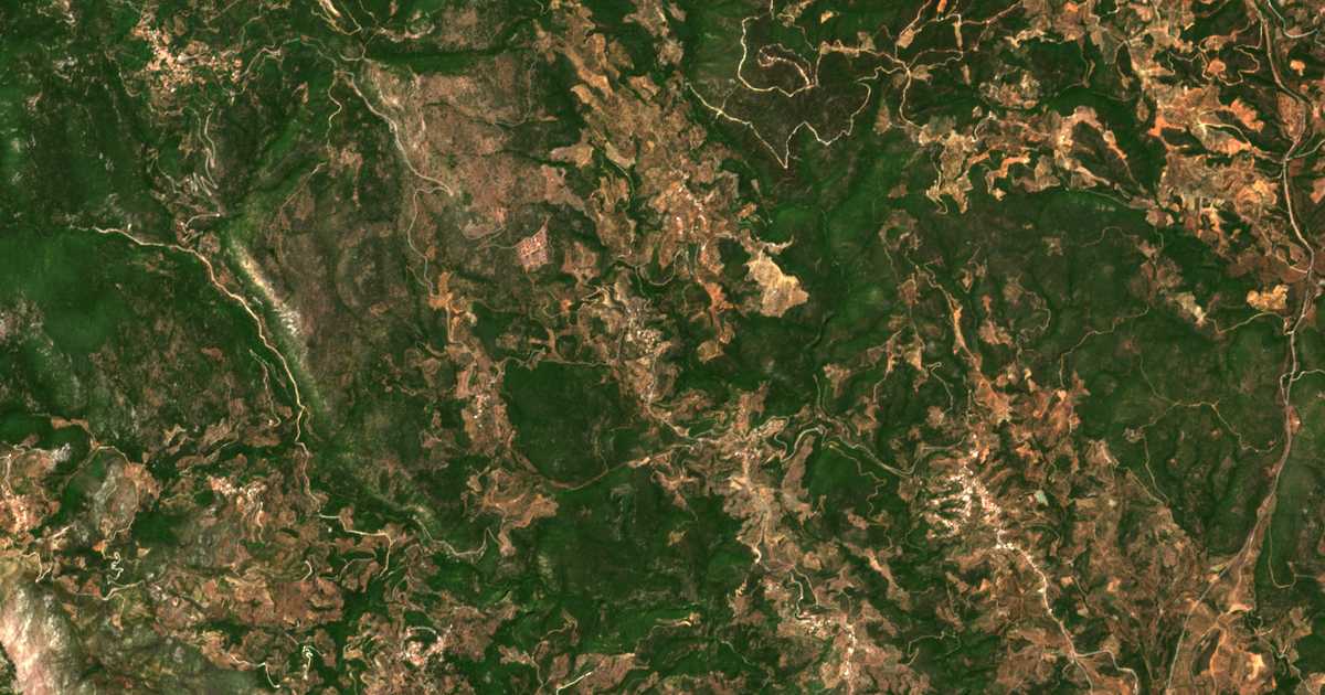 Satelitska karta: Melitíni