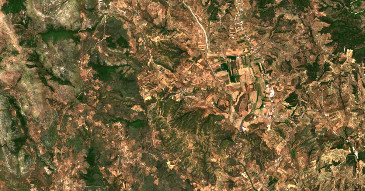 Satelitska karta: Plátanos