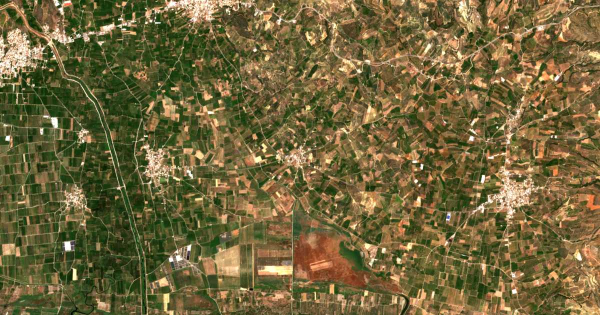Satelitska karta: Astérion