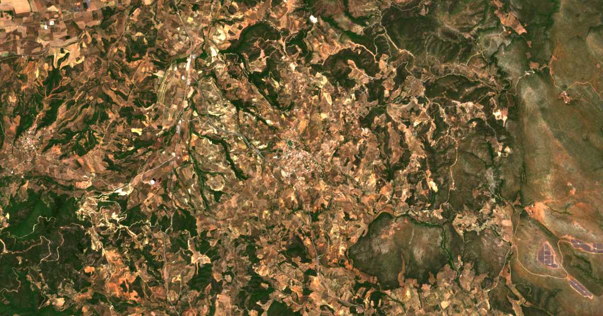 Satelitska karta: Dáfnion