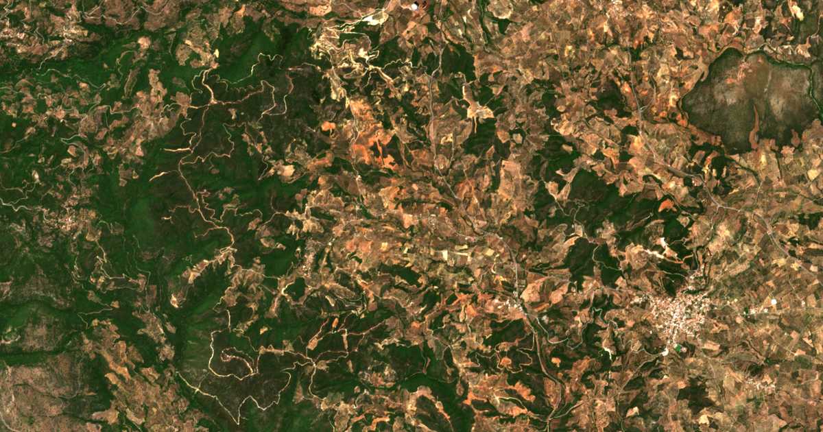 Satelitska karta: Koumánoi