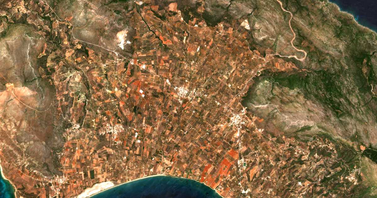 Satelitska karta: Ágioi Apóstoloi